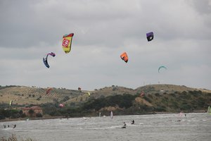 Kiting Talamone.jpg (297.09 KiB) Viewed 7861 times Kiting Talamone.jpg