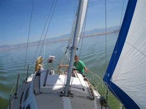Jeff Sailing 91910 005 (Small).jpg